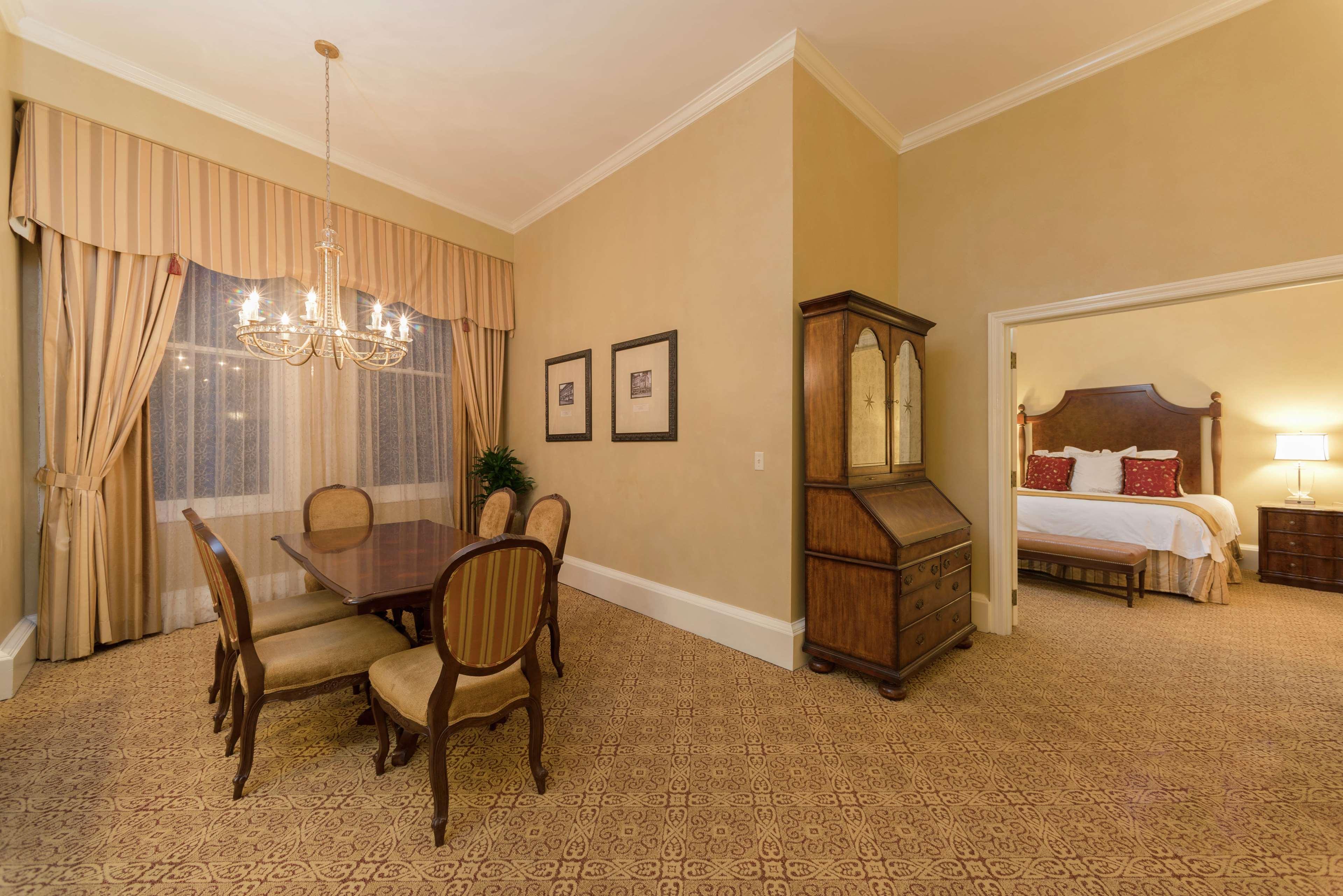 The Roosevelt Hotel New Orleans - Waldorf Astoria Hotels & Resorts Exteriör bild
